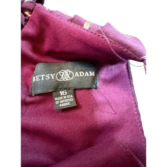 Betsy & Adam Burgundy Chiffon Foil Gown - Size 16 - Picture 3 of 16